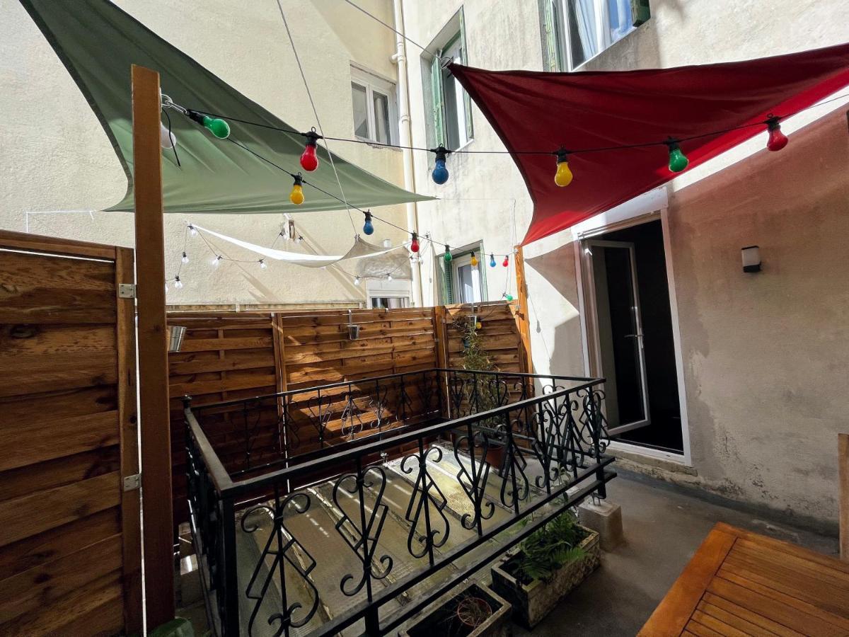 Escapade A Lourdes Dans Beau T2 Avec Terrasse - Proche Gare Et Centre Ville Dış mekan fotoğraf